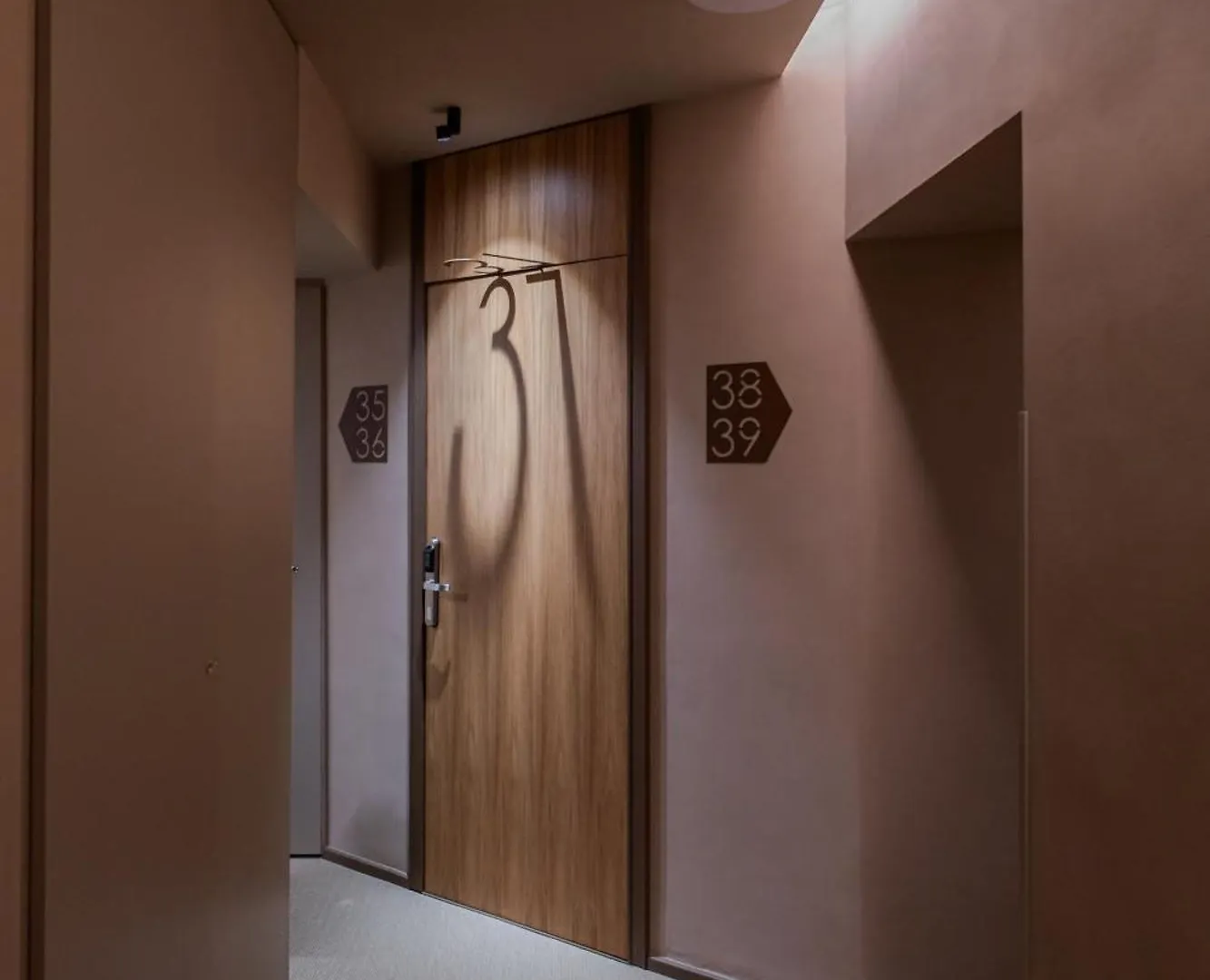 163 Boutique Hotel Рим